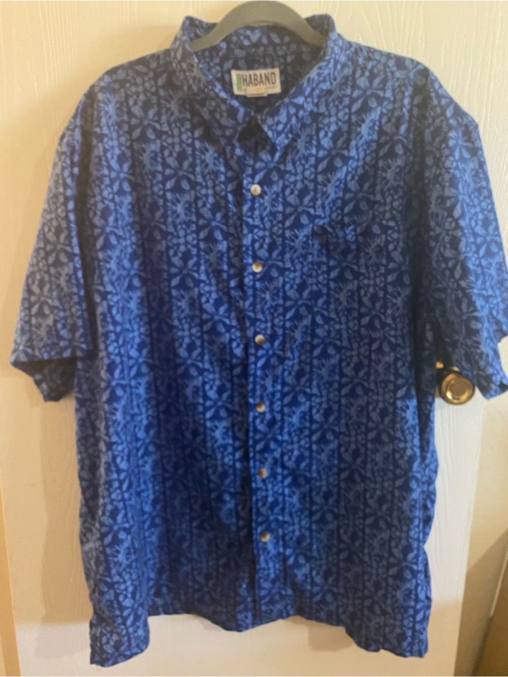 Haband Men's Navy Blue Short-Sleeve Button-Down Shirt with Geometric Print